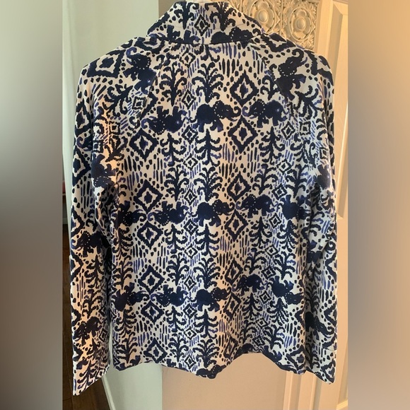 Lilly Pulitzer Blue White Ikat Elephant Skipper Pop-over Quarter Zip - Picture 3 of 3